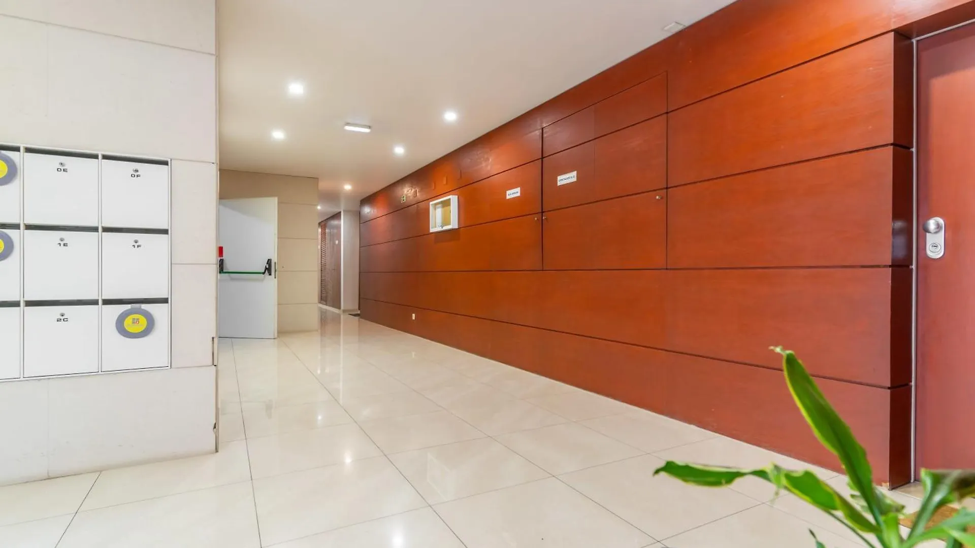 Apartment Apart T3 Com Piscina Tenis Ginasio E Parq Infant Lisbon Portugal